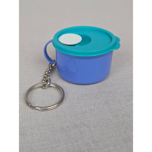 Tupperware Mini CrystalWave  Keychain Gadget - Picture 1 of 3